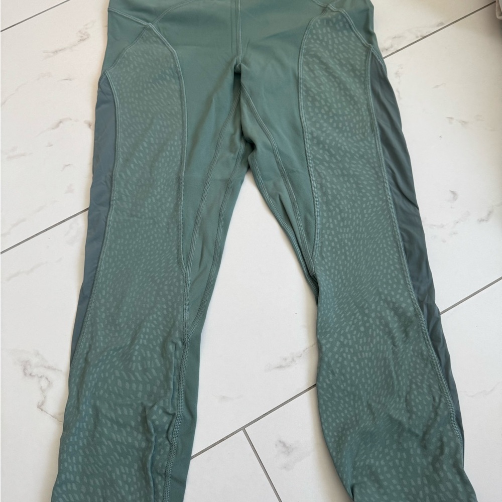 Women’s Lululemon Leggings